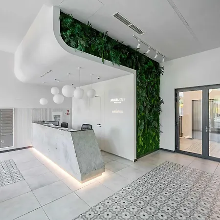 아파트 Stylish In The Center Of By Renters 브로츠와프